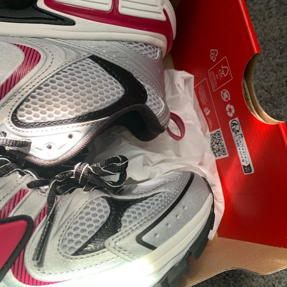 Diesel womens serendipity sneakers Like new - Picture 7 of 11